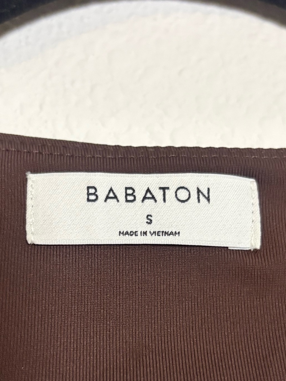 Aritzia Babaton Scoop Neck Bodysuit in Brown - Picture 3 of 5
